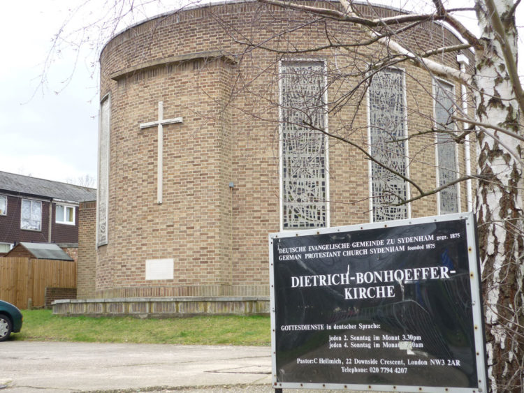 London_Dietrich-Bonhoeffer-Kirche